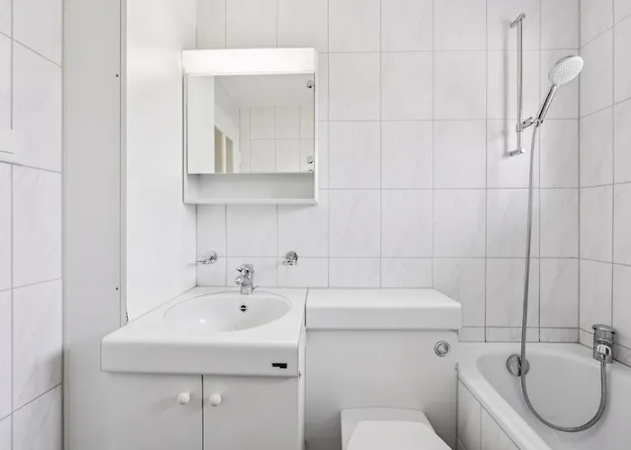 Wifi, Smart Tv, Centre, Queen Bed - Cr 18 Apartament