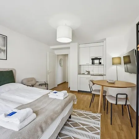 דירה Wifi, Smart Tv, Centre, Queen Bed - Cr 18 *